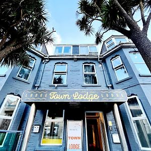 Blue Reef Lodge - Hostel